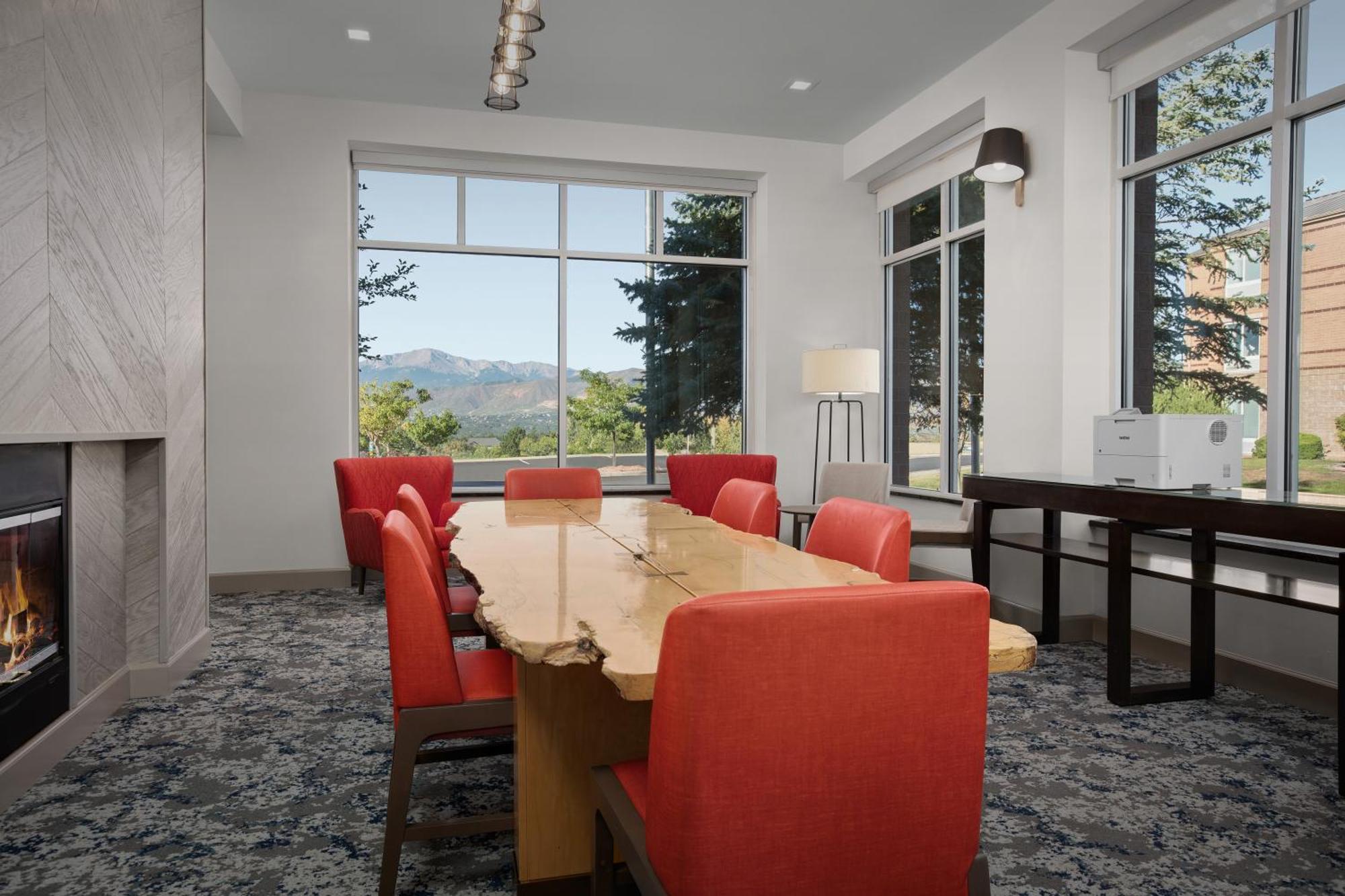 Hilton Garden Inn Colorado Springs North Екстер'єр фото